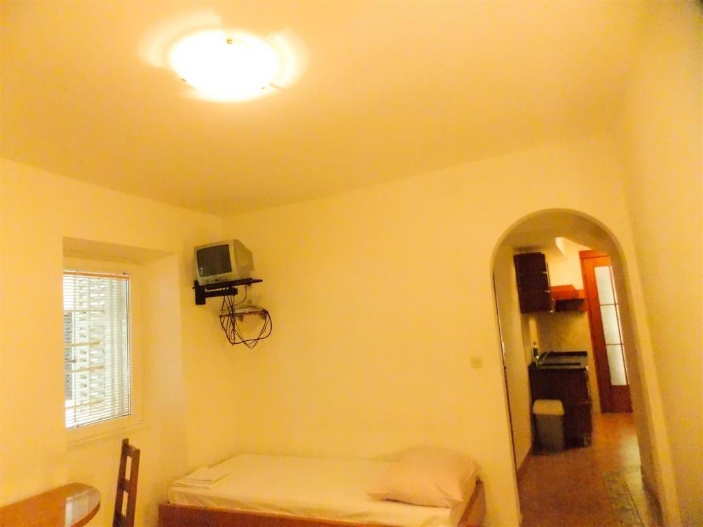 Apartments Frane (Adults Only) 诺瓦利娅 客房 照片