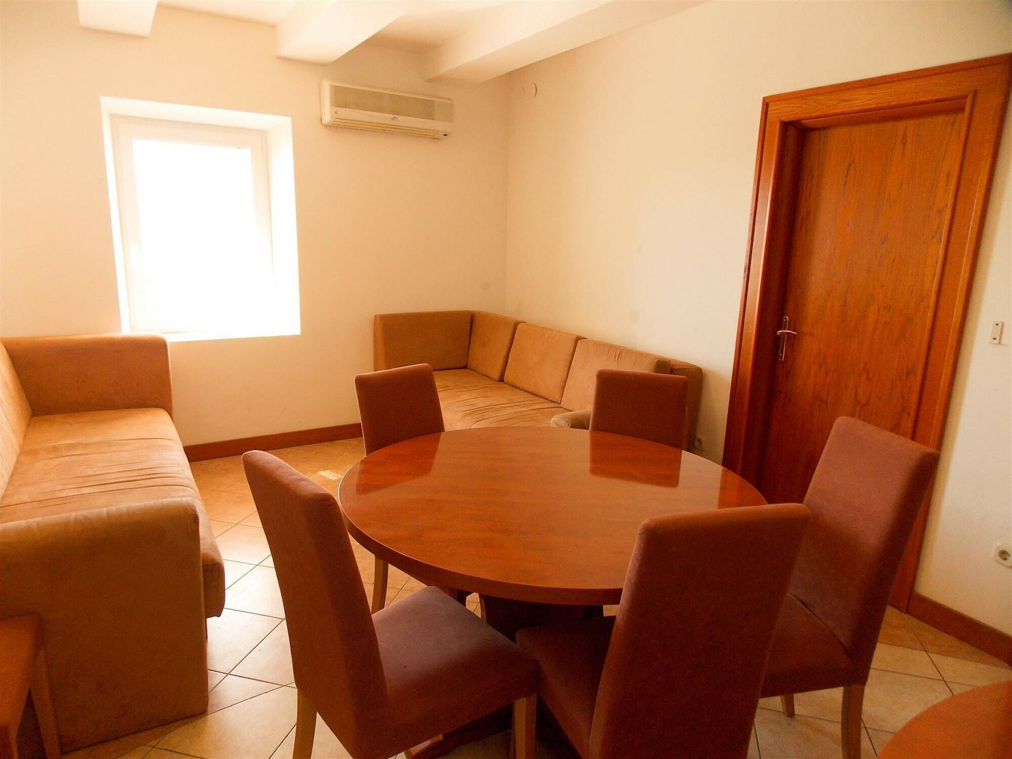 Apartments Frane (Adults Only) 诺瓦利娅 外观 照片